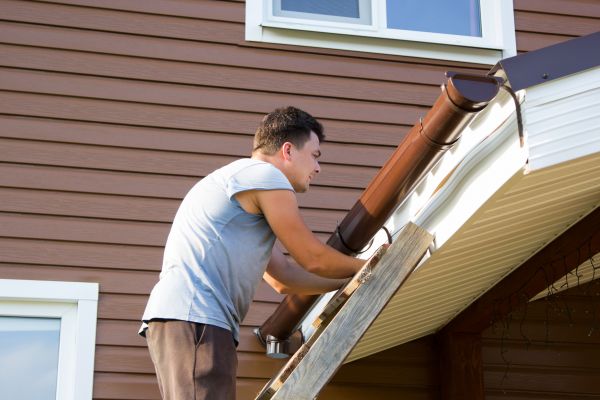 Cost of Porch Gutter Replacement in Flint