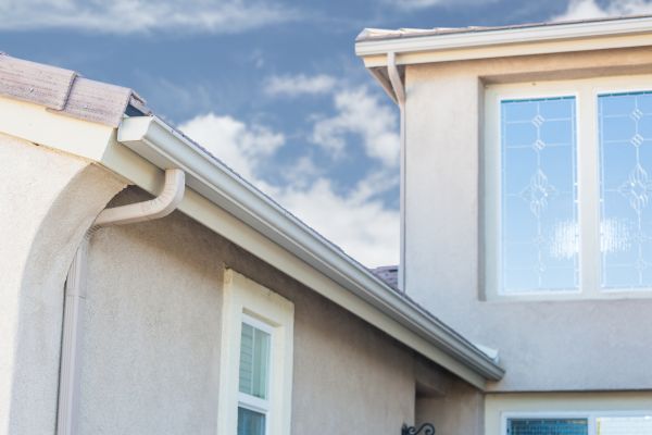 Continuous Gutter Installation in Flint